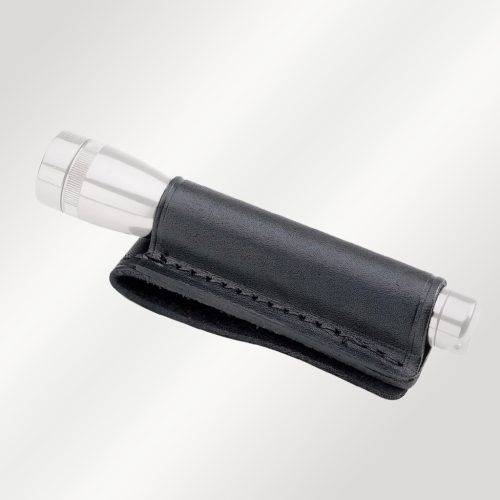 AM2A026 Maglite AA fekete bőrtok