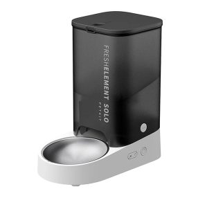 PetKit Fresh Element SOLO intelligens ételadagoló.