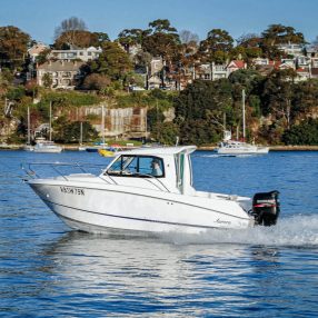 Relax 210CX motorcsónak