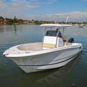 Relax 220CCX motorcsónak