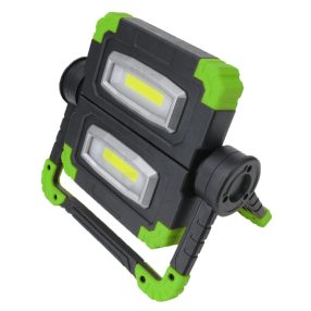 Akkumulátoros LED szerelő reflektor