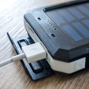 Mobiltartozékok és kütyük