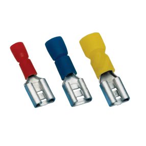 Szigetelt rátolható csatlakozó